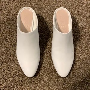 Brand new cute white mules